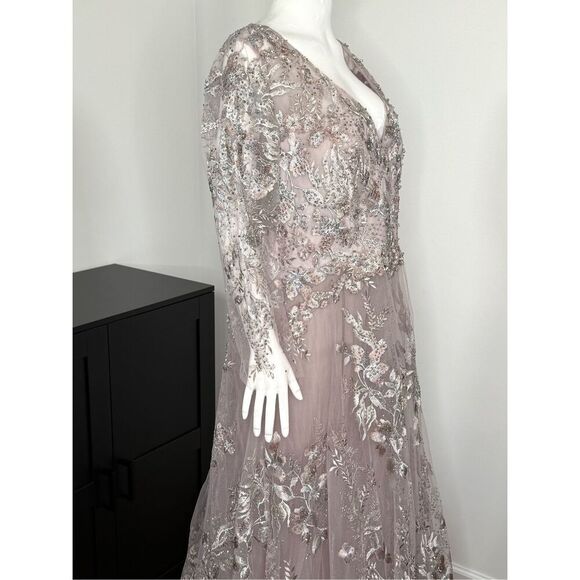 Mac Duggal 20255 Embroidered Lace Wrap Illusion A-Line Gown Lilac Size 16 - Picture 7 of 13